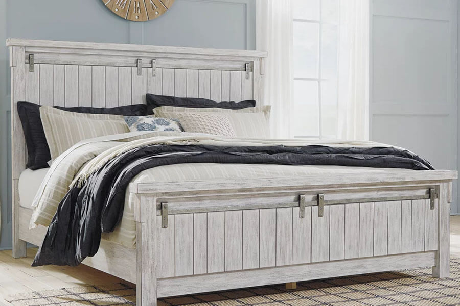 white hardwood bed
